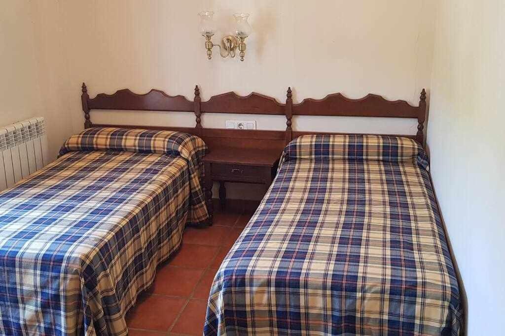 Hostal Montemayor Montemayor del Rio Екстериор снимка